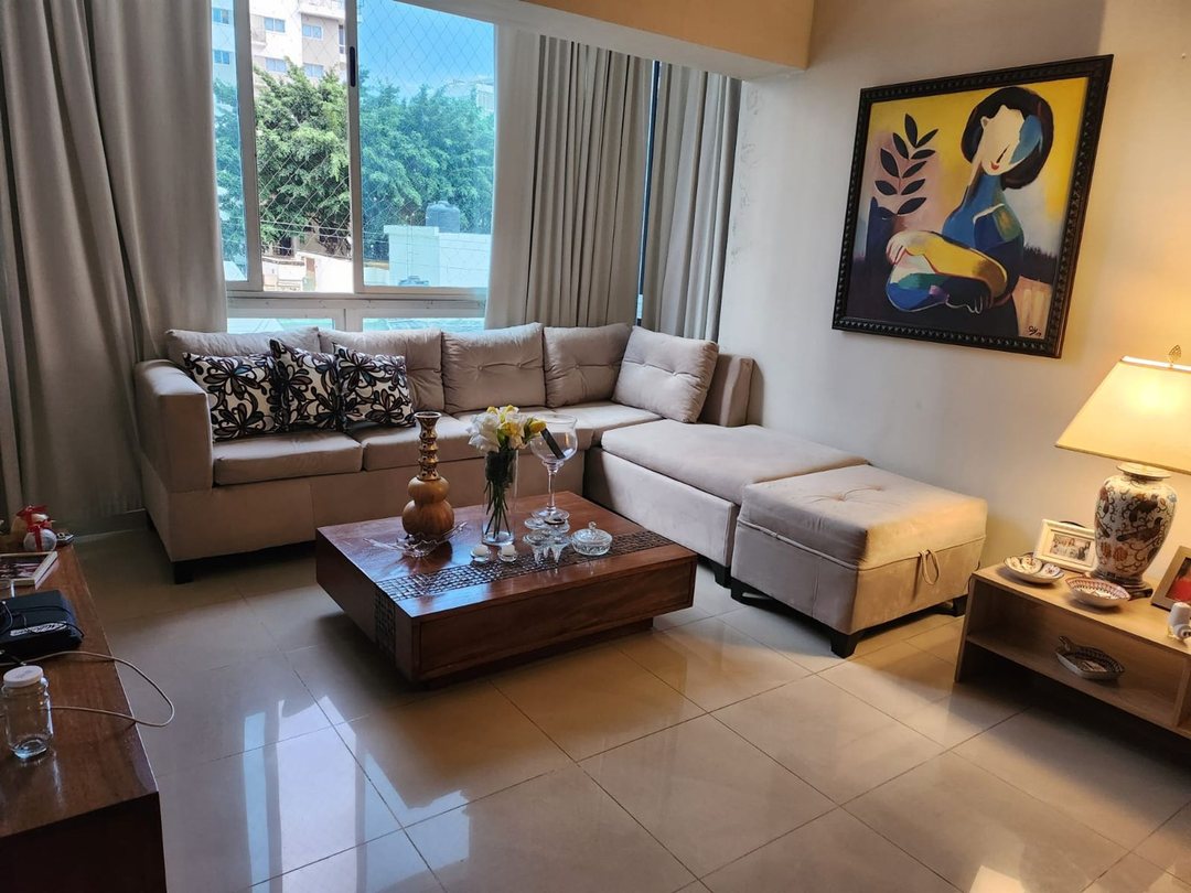 HERMOSO APARTAMENTO EN EVARISTO MORALES