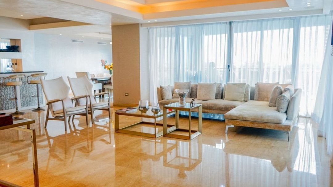 VENTA DE OPORTUNIDAD APTO CON VISTA AL MAR