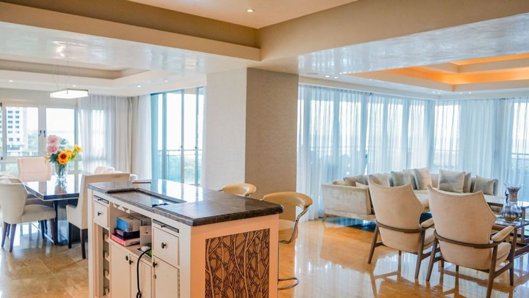 VENTA DE OPORTUNIDAD APTO CON VISTA AL MAR