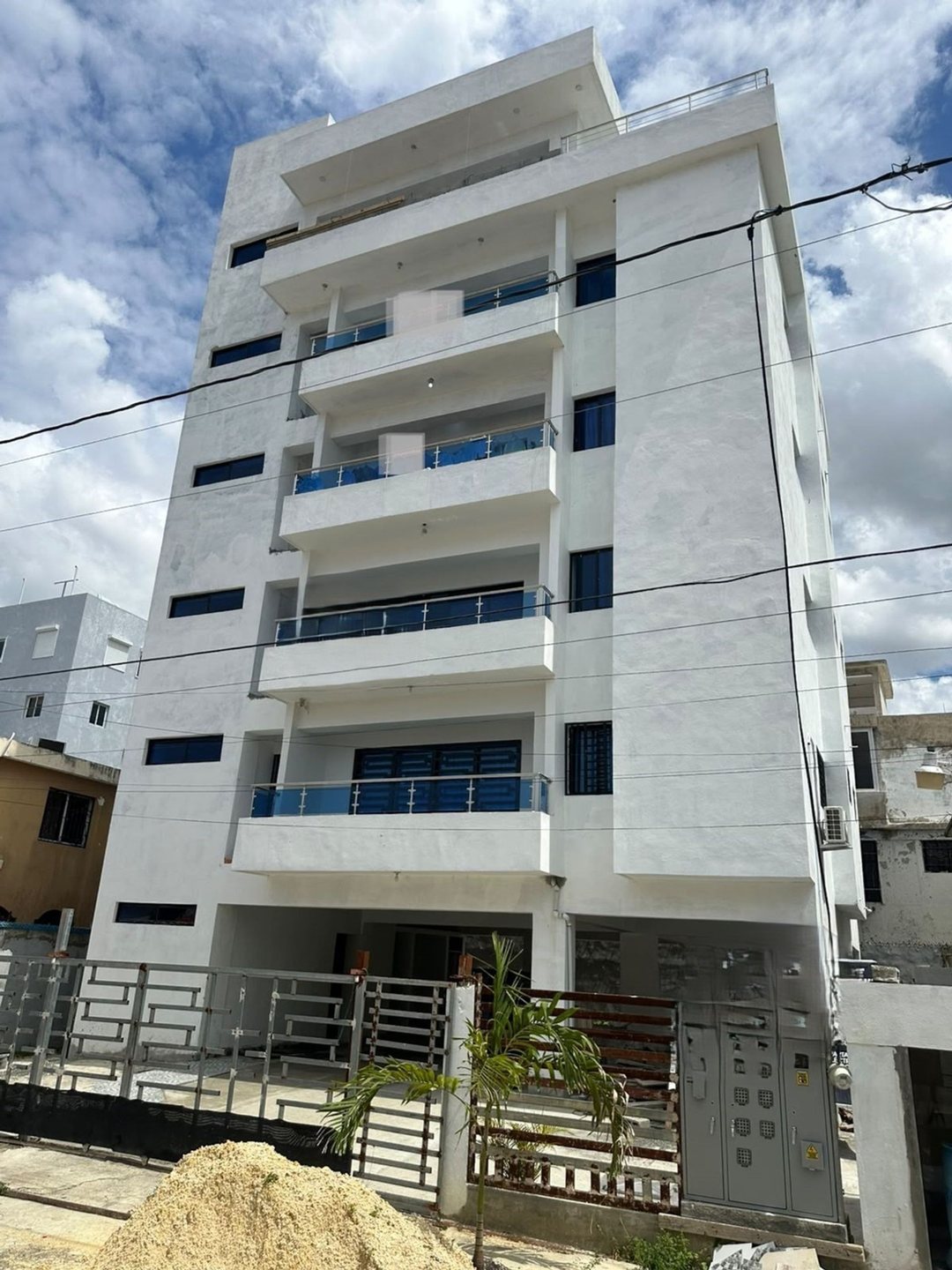Amplio apartamento en Santo Domingo Este