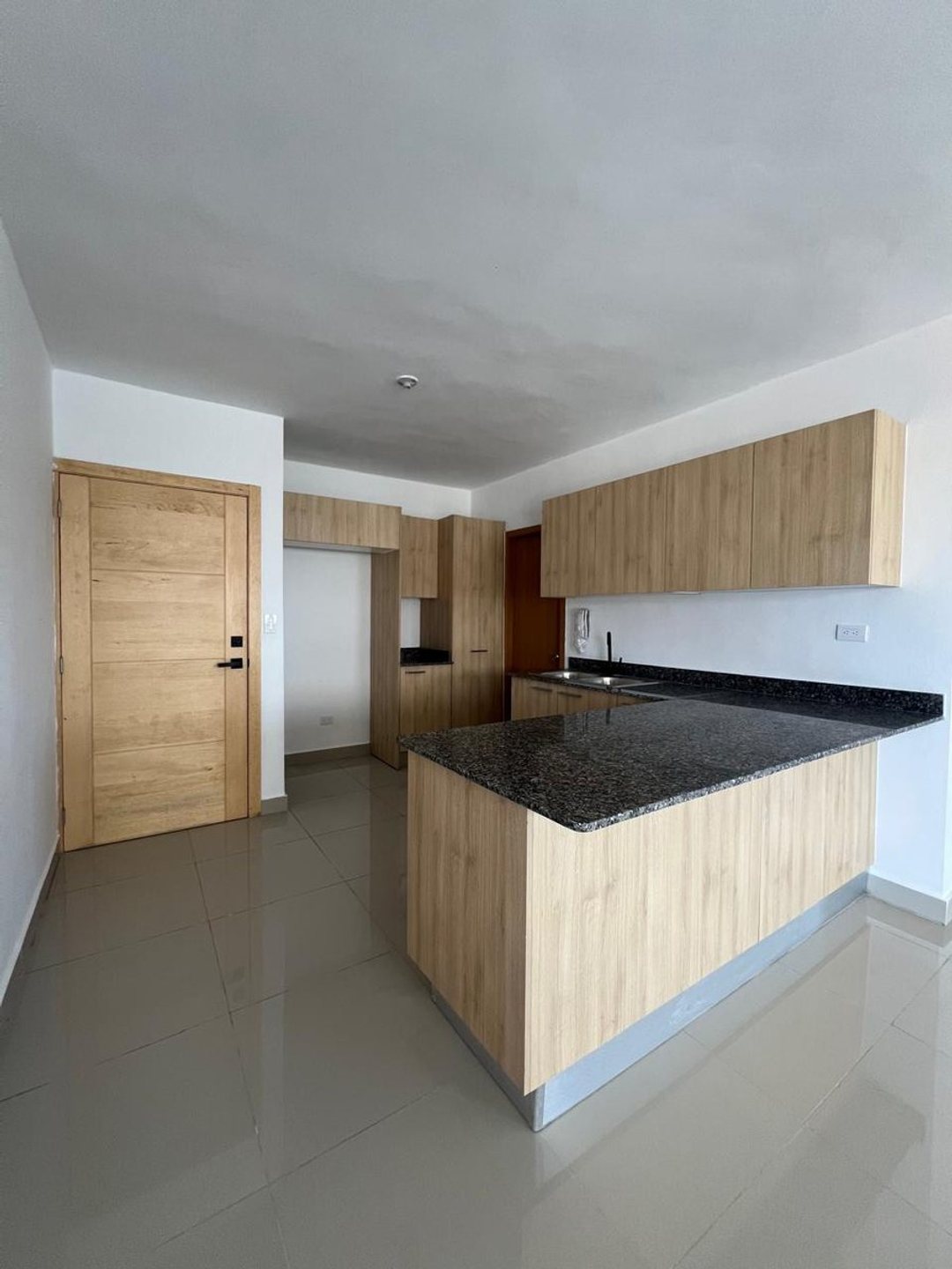 Apartamento en Corales del Sur, Santo Domingo Este