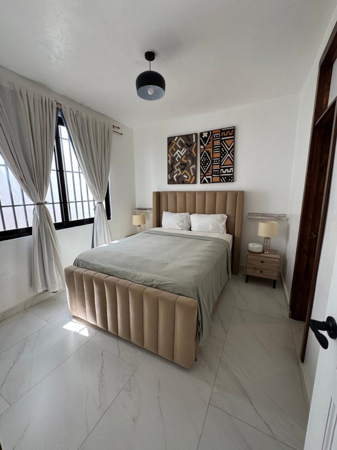 Casa en Santo Domingo Oeste, 3 hab, 2 baños