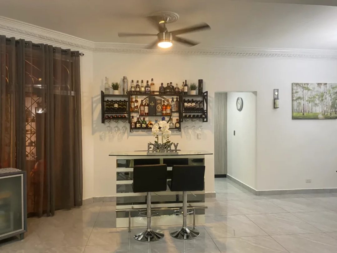 Casa en La Castellana, Santo Domingo