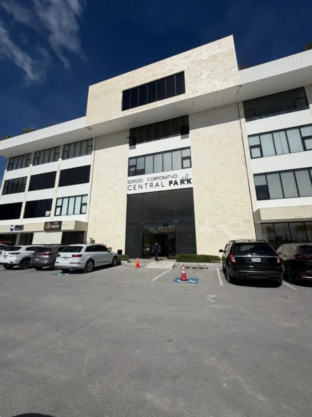 Local comercial en Downtown Punta Cana