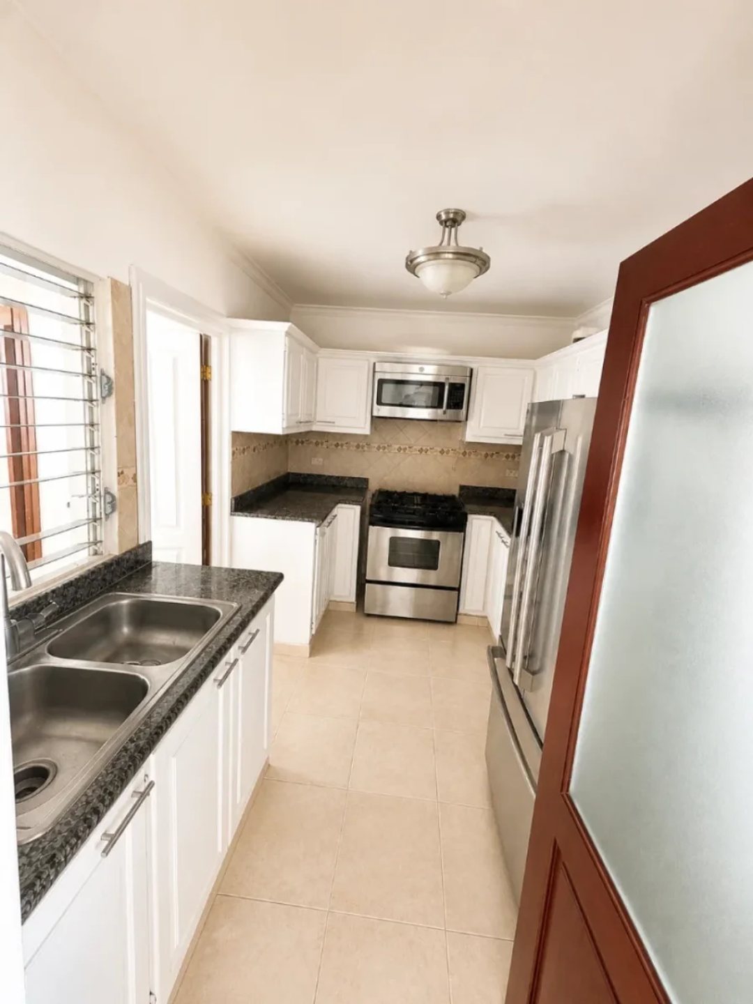 APARTAMENTO EN EVARISTO MORALES