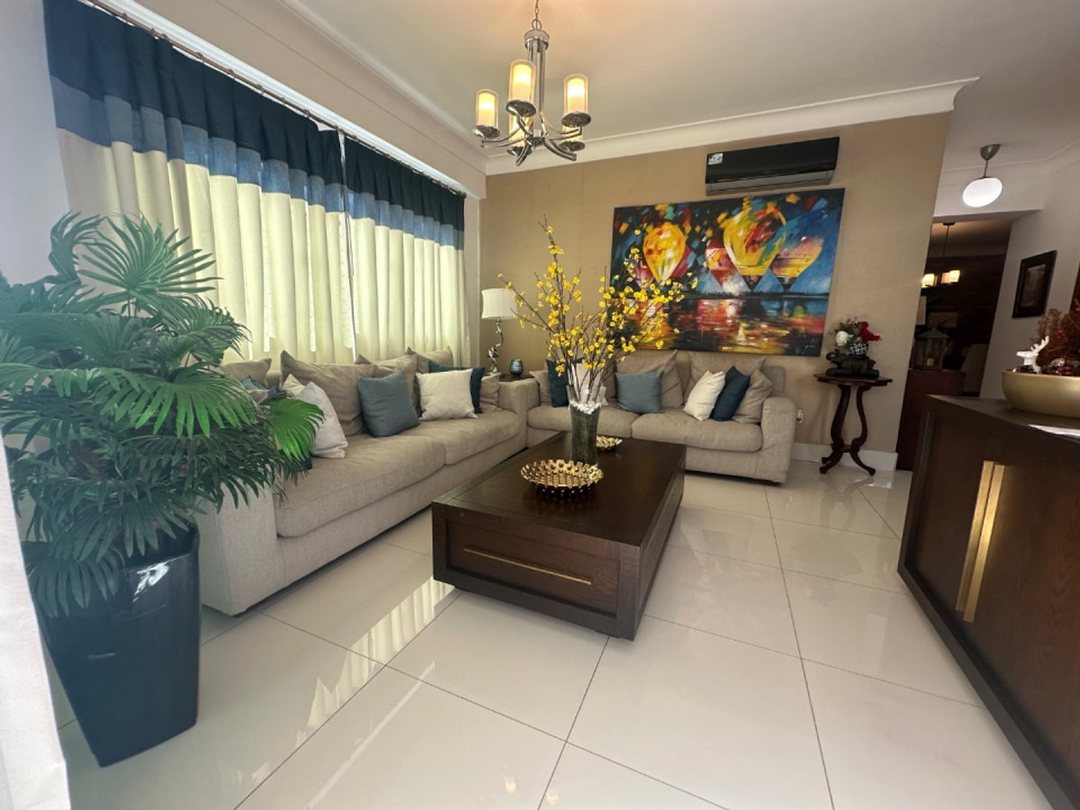 Apartamento en Venta de 3 Habitaciones en Gazcue