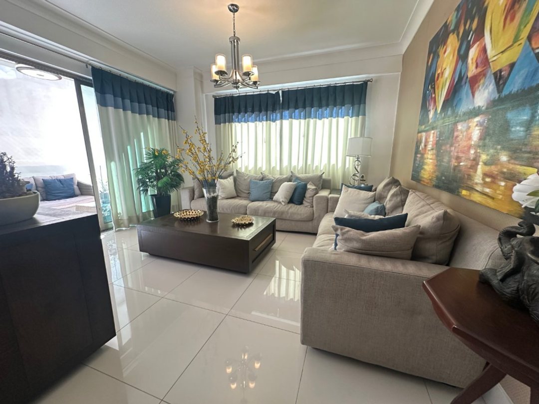Apartamento en Venta de 3 Habitaciones en Gazcue