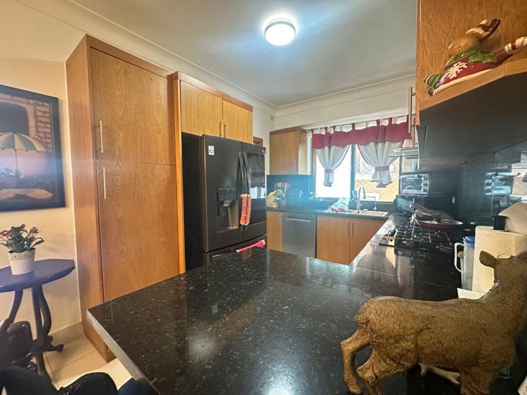 Apartamento en Venta de 3 Habitaciones en Gazcue