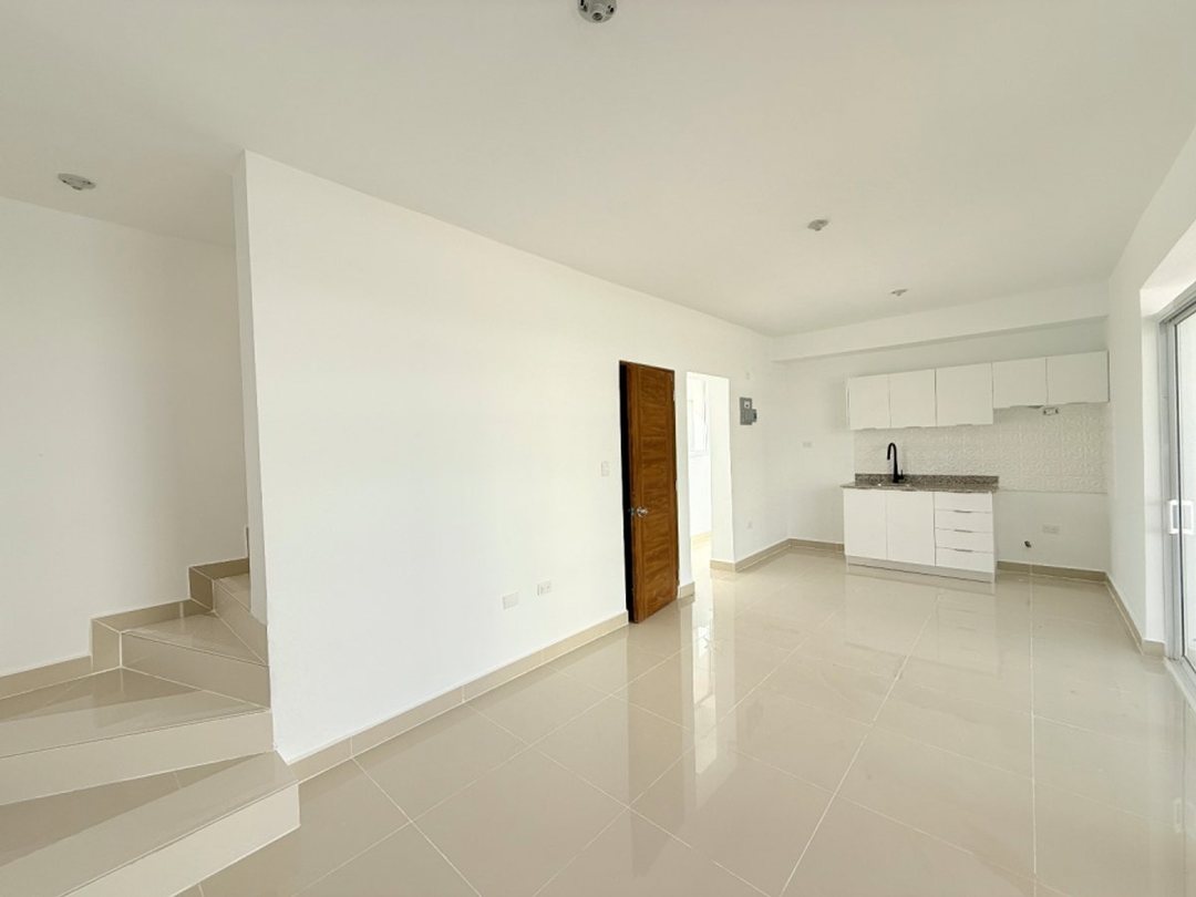 Townhouse 2H/2B + Terraza de 47 m² US$125,000