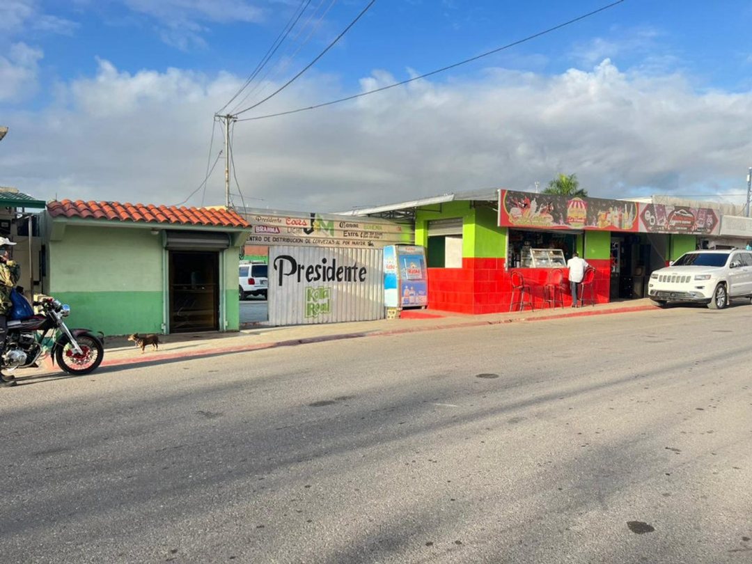 Propiedad Comercial en Monte Plata, El Cementerio