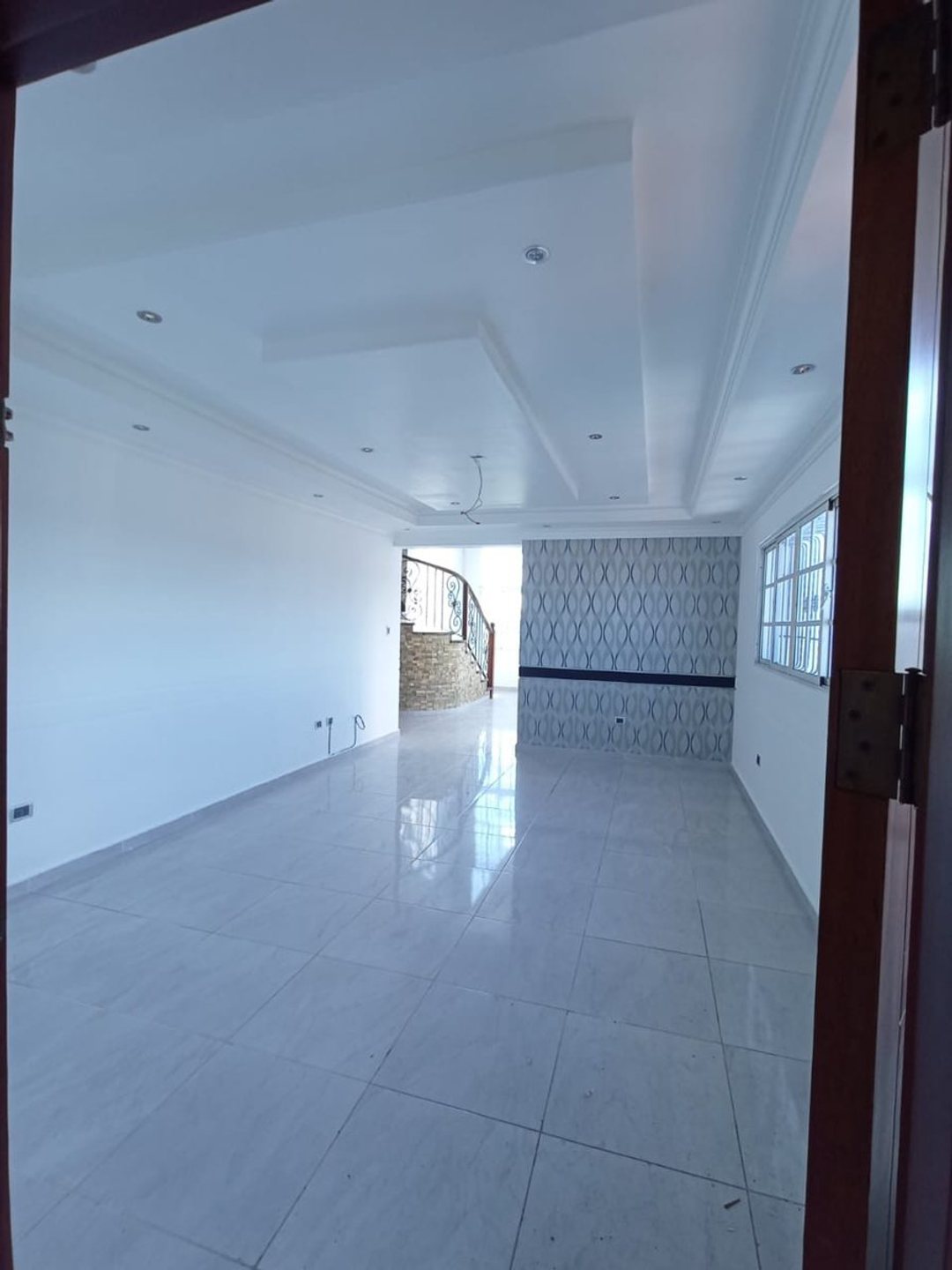 VENDO PENTHOUSE SANTO DOMINGO ESTE, CON VISTA AL M