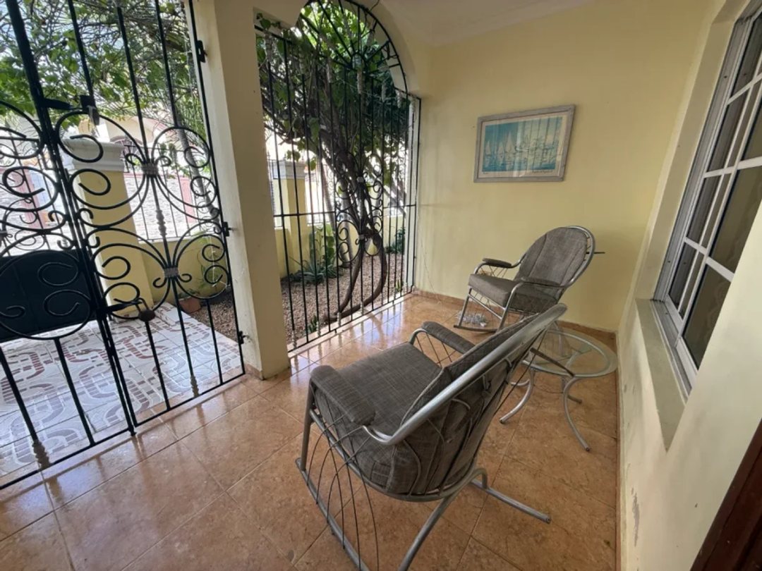 Casa en Romana del Oeste, venta amueblada