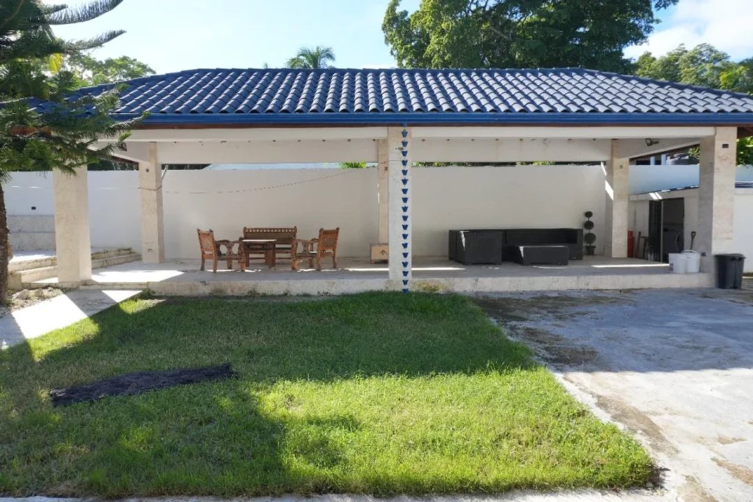 Villa Exclusiva en Perla Marina