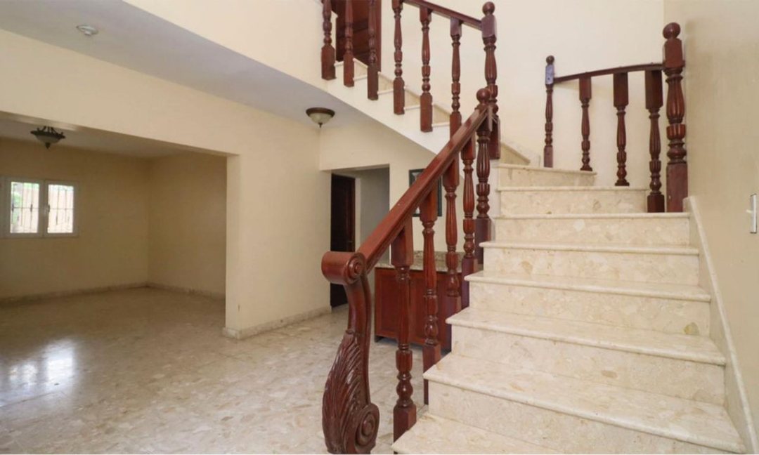Casa de Lujo en Santo Domingo Este