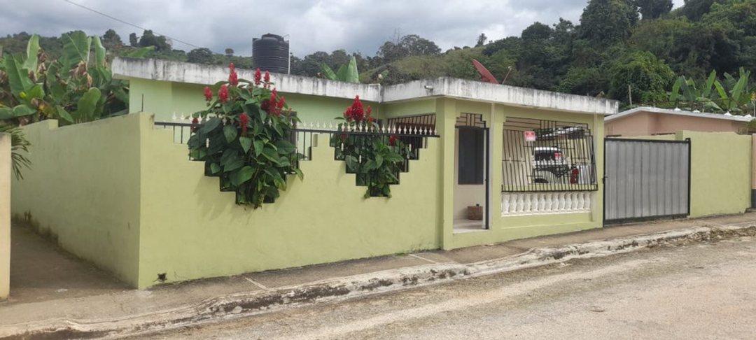 Casa en Pedernales, Sector La Altagracia