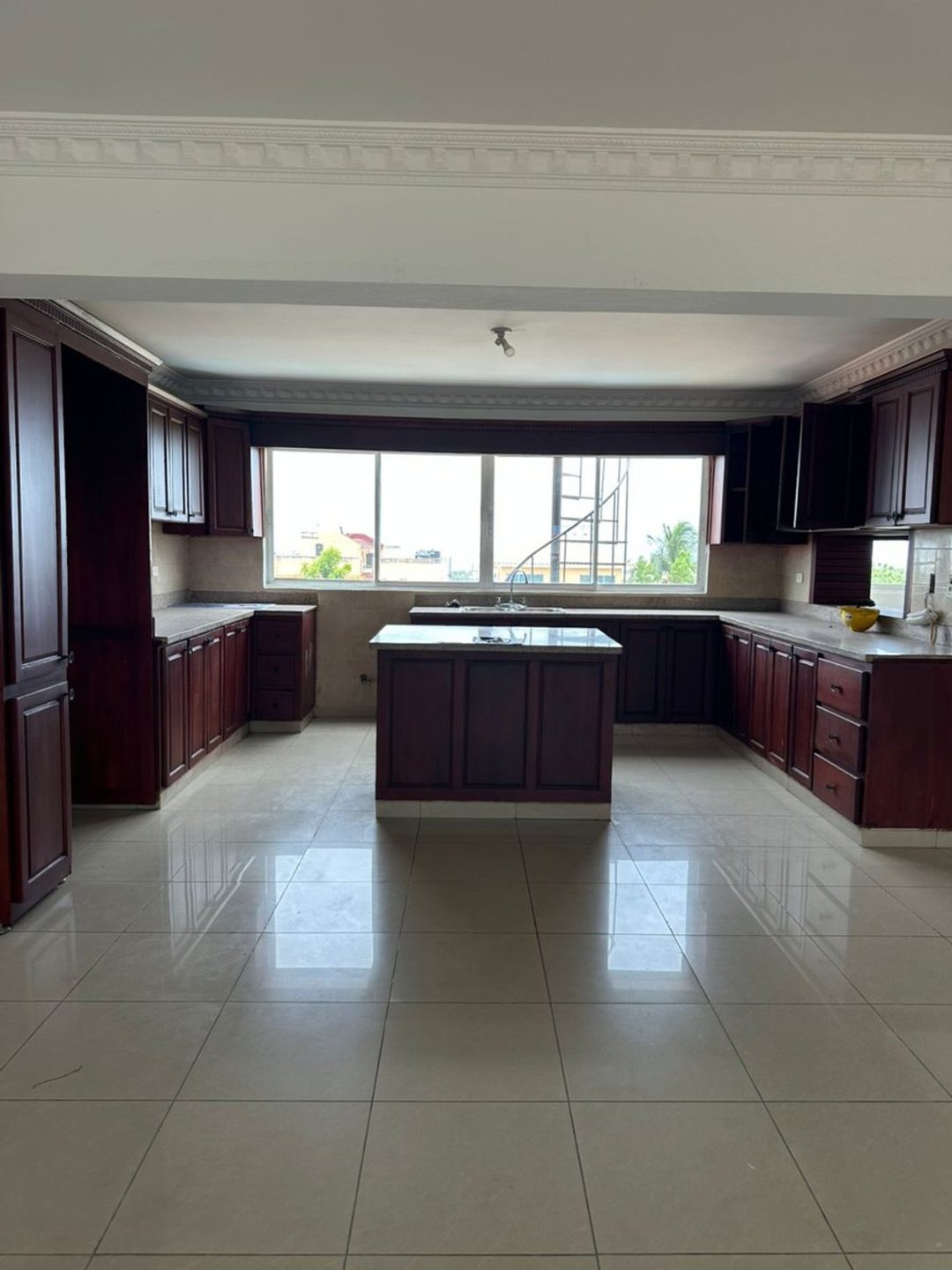 Penthouse de Lujo Con Vista al Mar en Santo Domingo Este