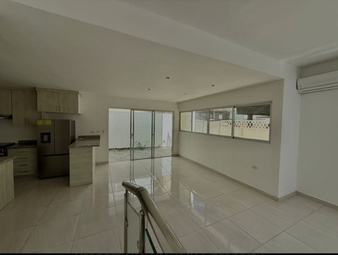 Casa en venta en La Romana, Caleta