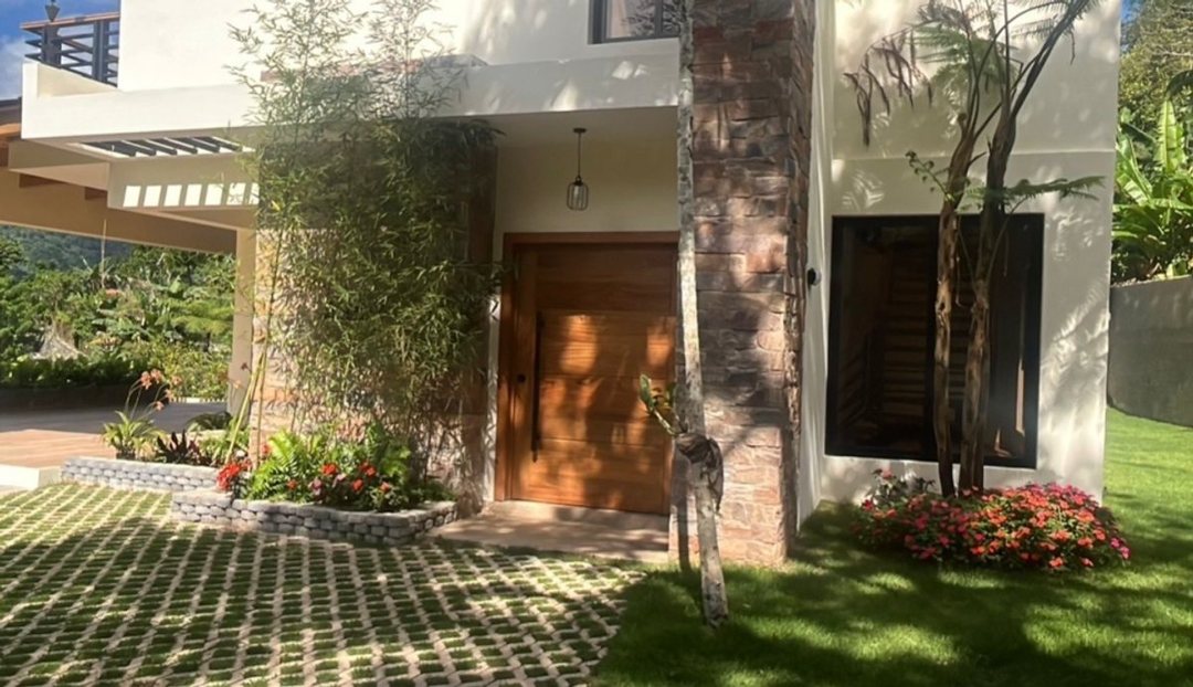 Casa en venta en La Colonia, Cambita Garabitos