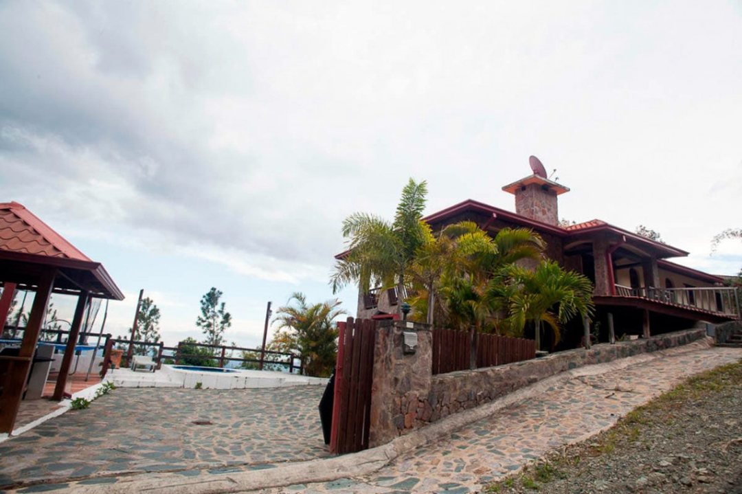 Casa Vacacional en La Jamaca de Dios