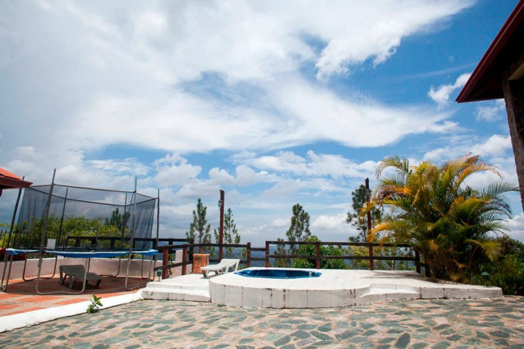 Casa Vacacional en La Jamaca de Dios