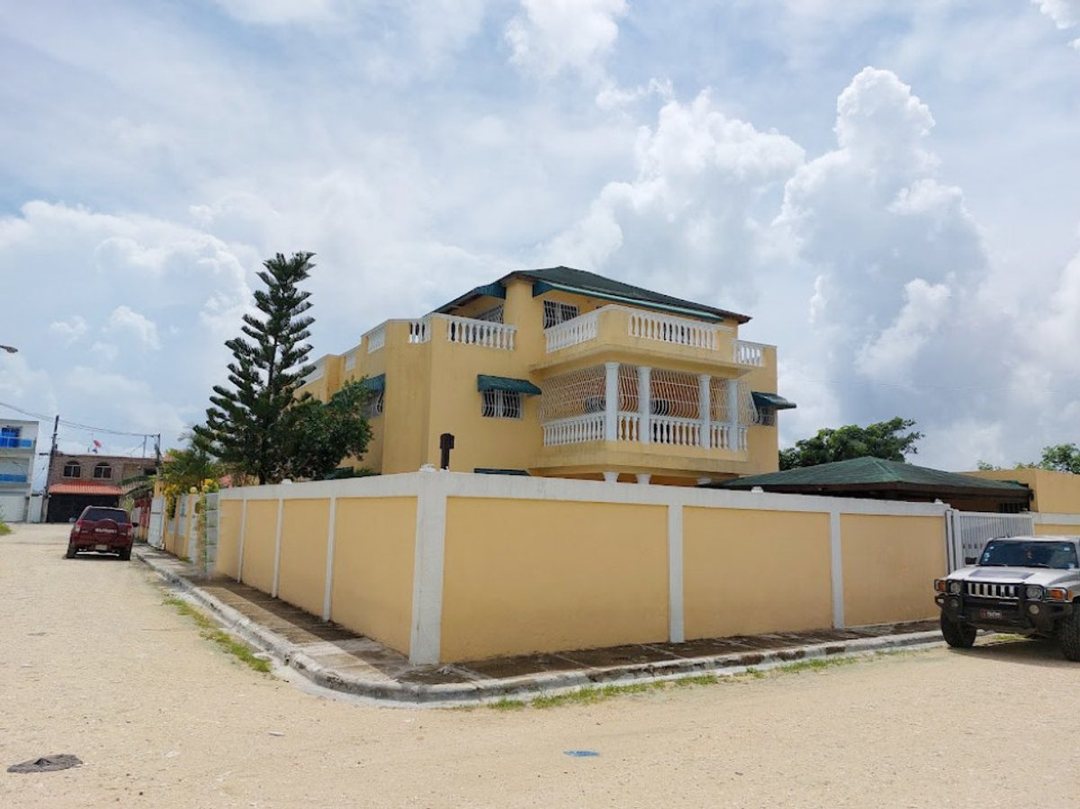 Edificio en Jardines De Boca Chica, Boca Chica