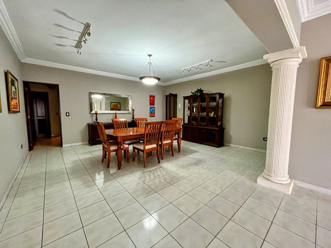 Apartamento de lujo en El Vergel, Santo Domingo