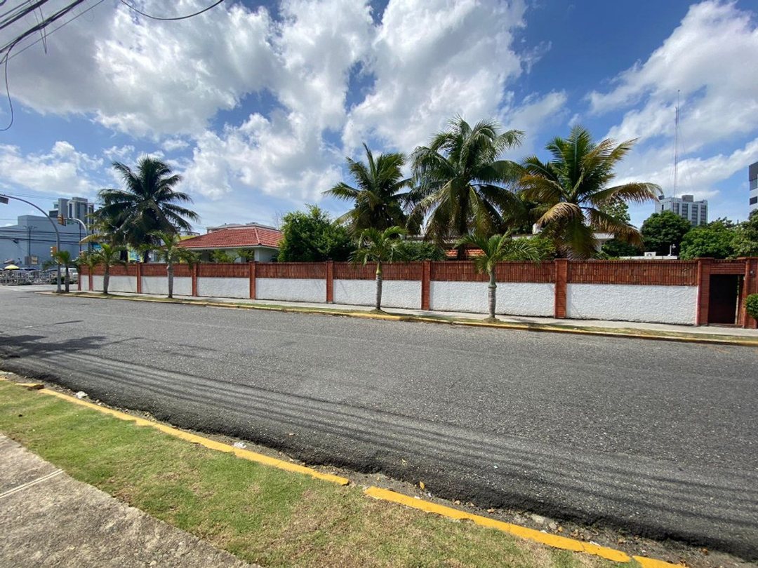"Inversión Segura en Piantini