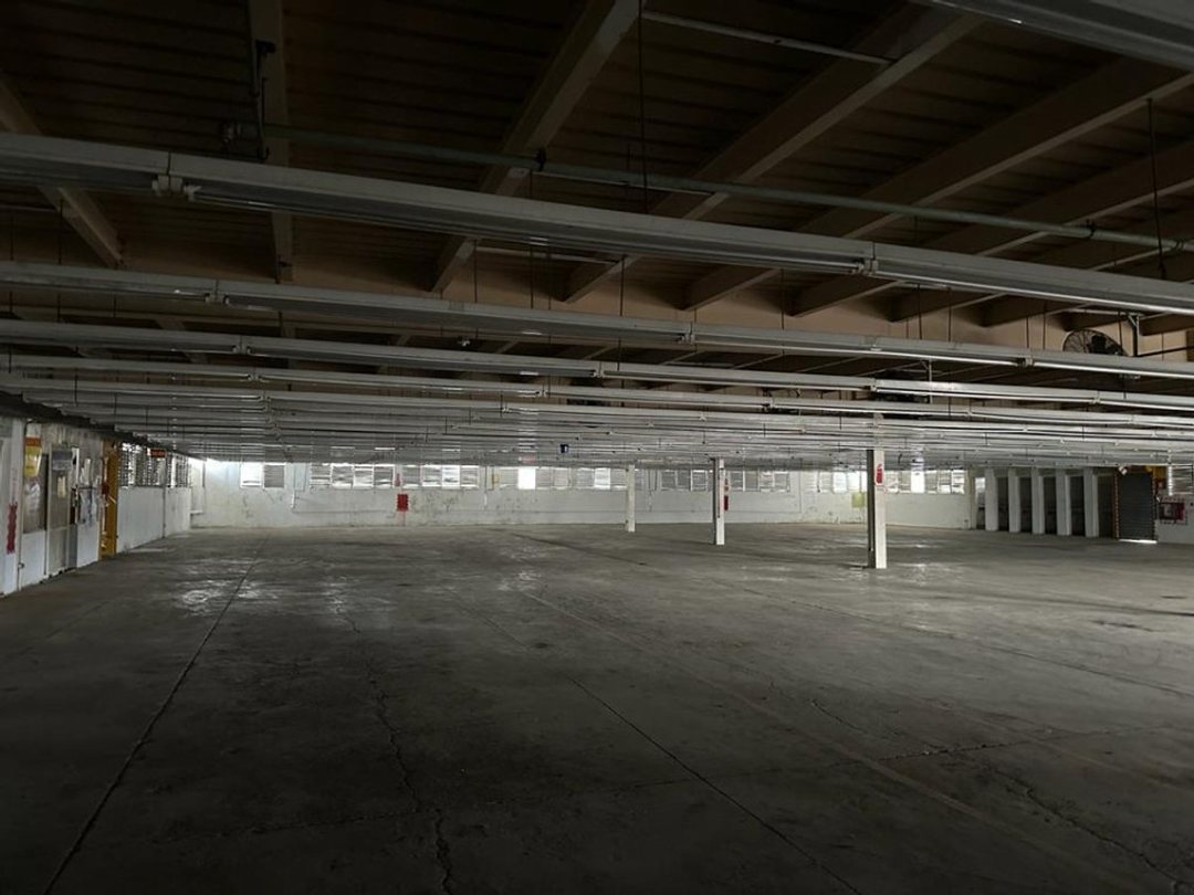 Nave industrial en venta actualmente alquilada