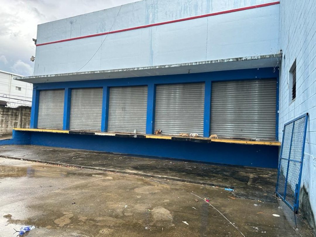 Nave industrial en venta actualmente alquilada