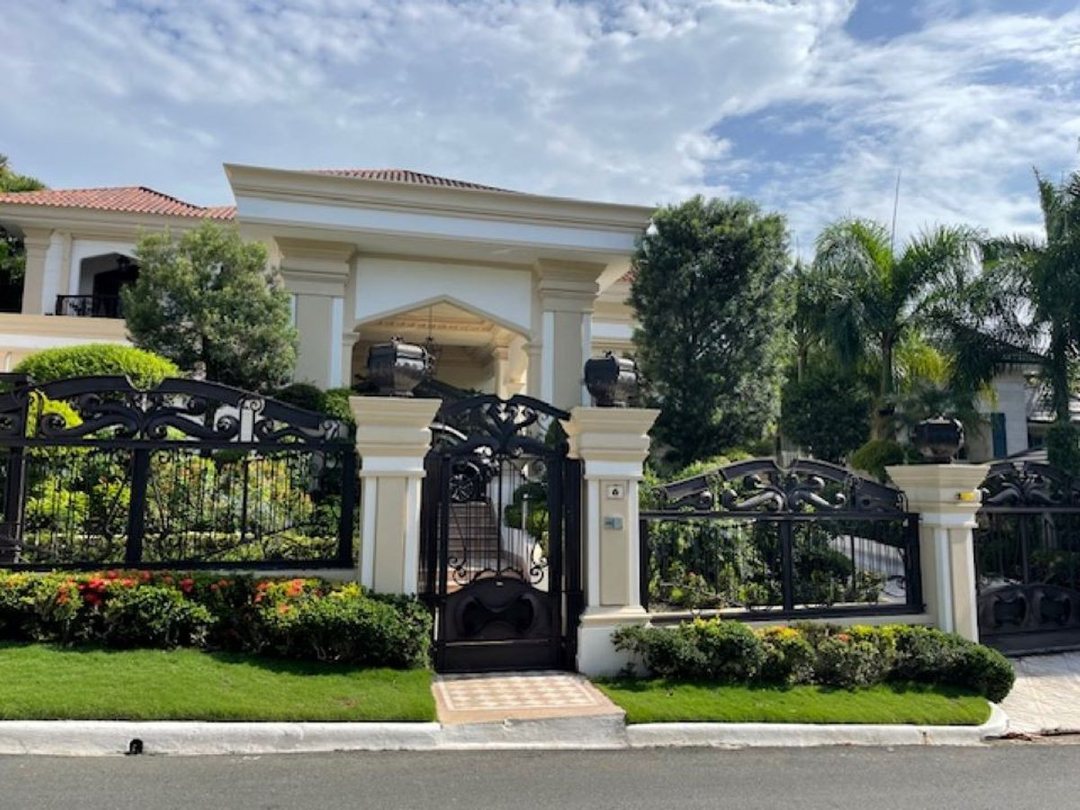 CASA EN VENTA CUESTA HERMOSA II