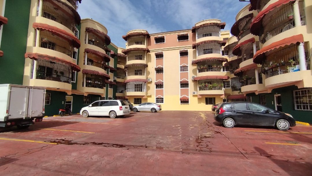 Apartamento En Alma Rosa Ii, Santo Domingo Este