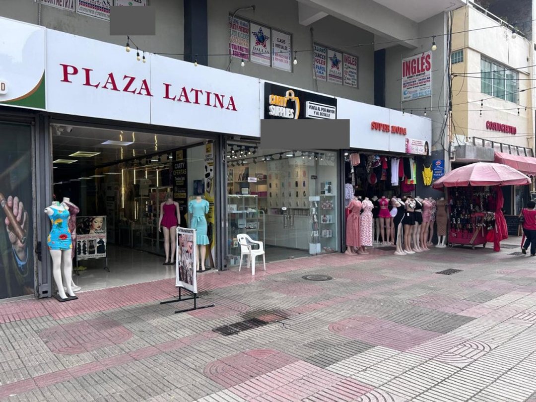 Plaza Comercial en el Conde, Zona Colonial