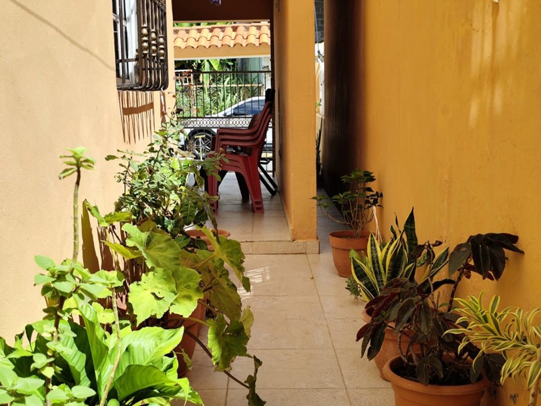 Casa en Santo Domingo Norte, 5 habitaciones