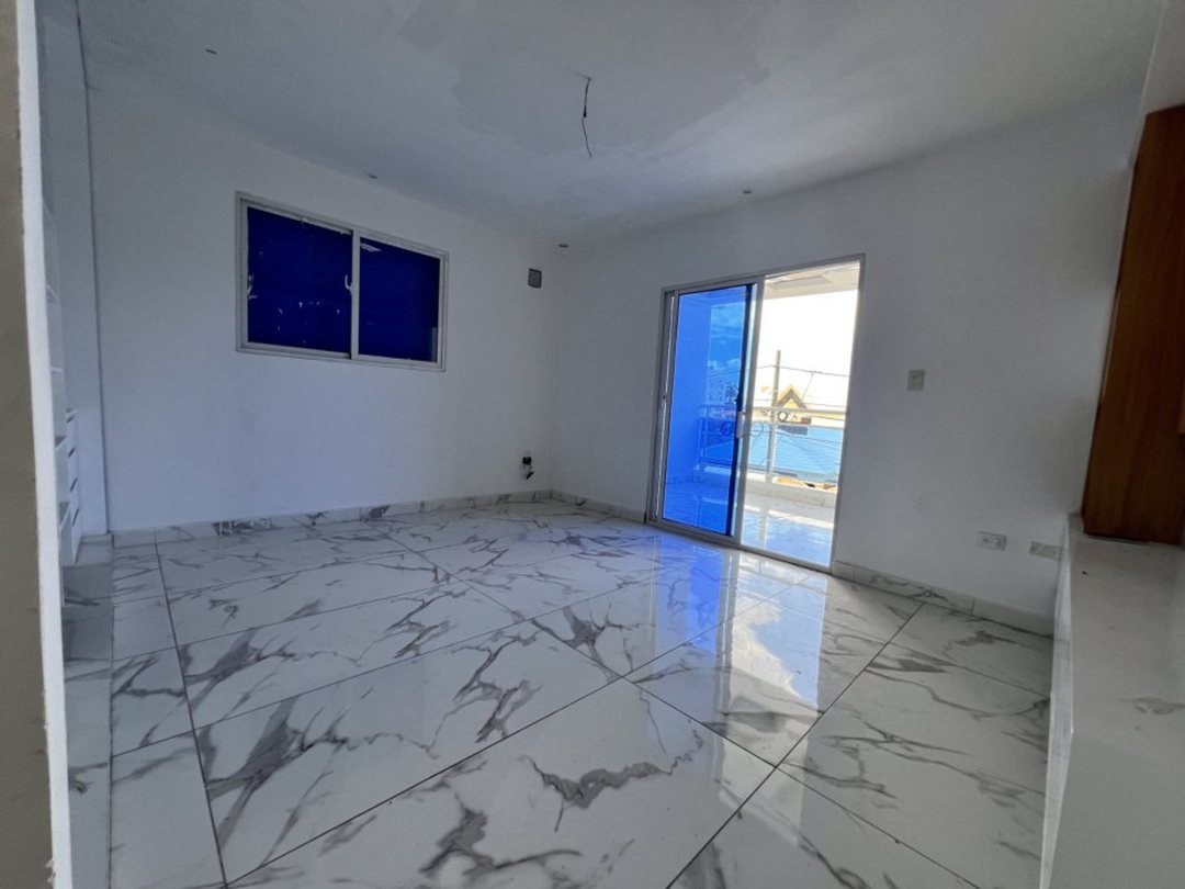 Casa en Santo Domingo Este, Residencial Amapola