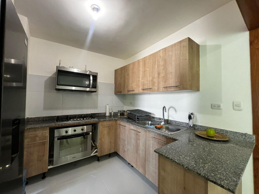 Apartamento con terraza en Colinas de Arroyo Hondo