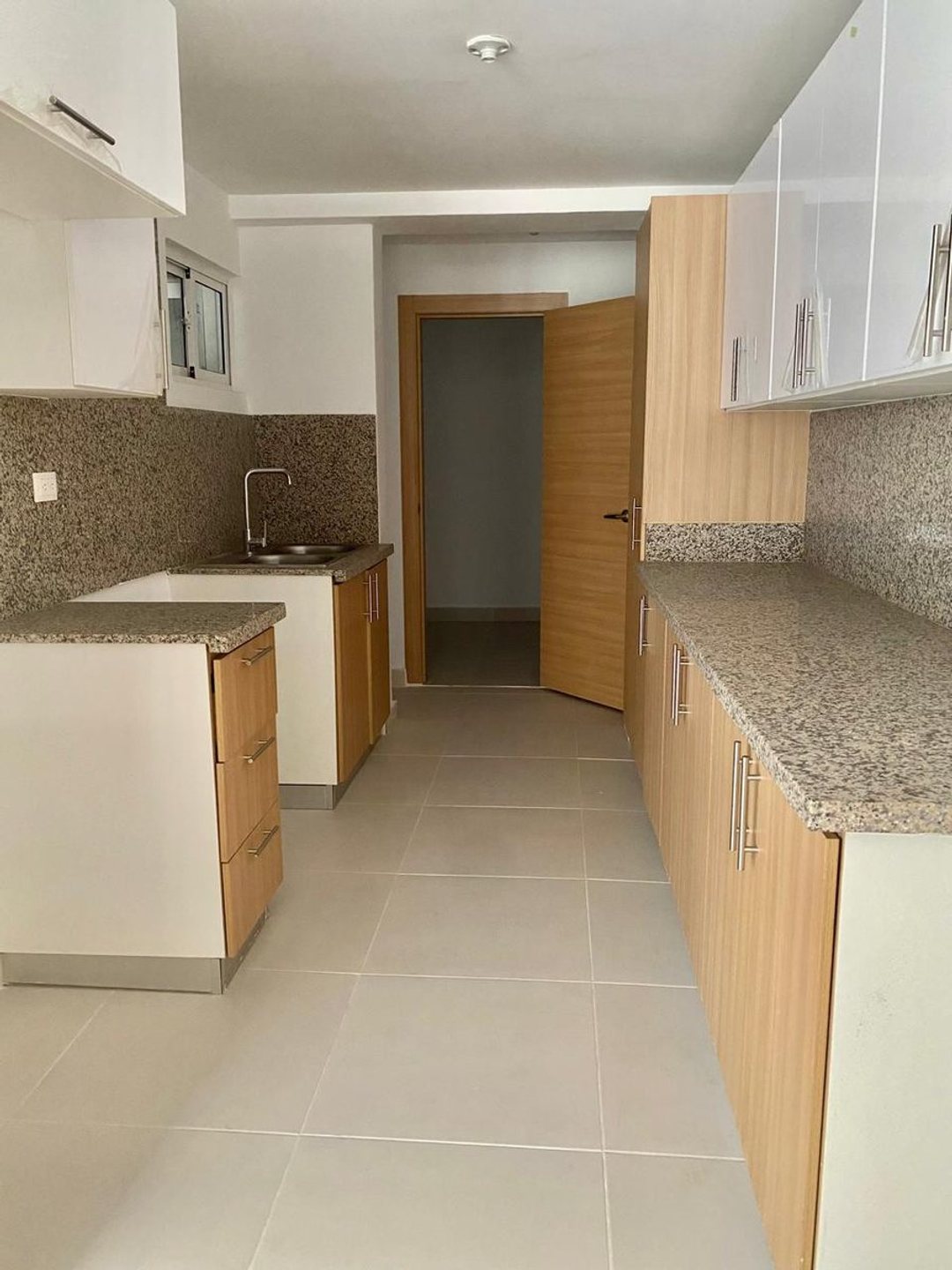 Apartamento de 3 habitaciones en Alquiler en Bella Vista