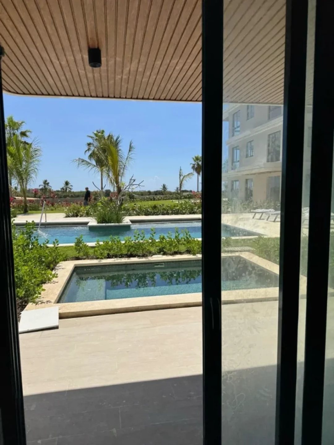Apto nuevo en Cap Cana con Terraza