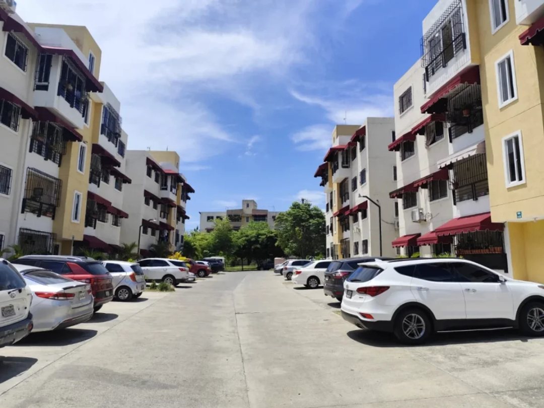 Apartamento en Pantoja, Santo Domingo Oeste