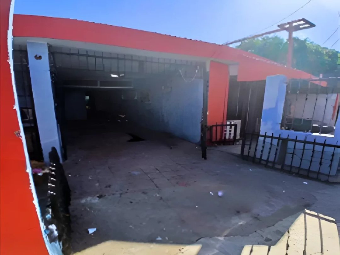 Casa de Uso Comercial en Venta