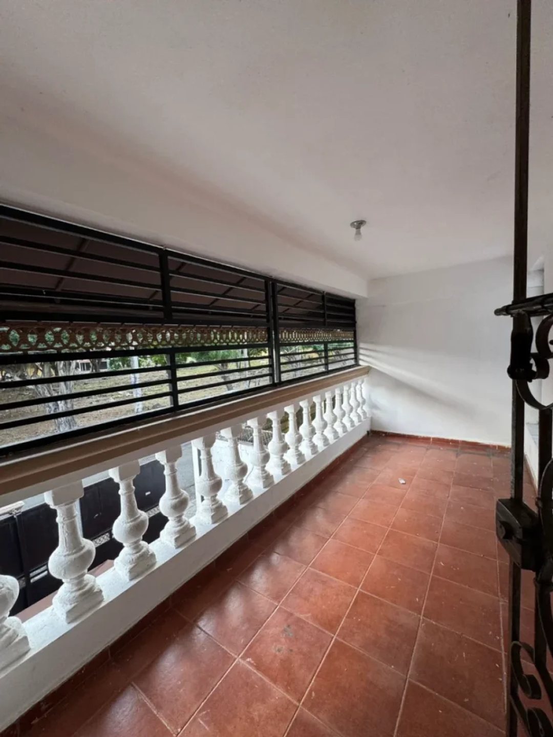 Casa aislada en Mirador del Este