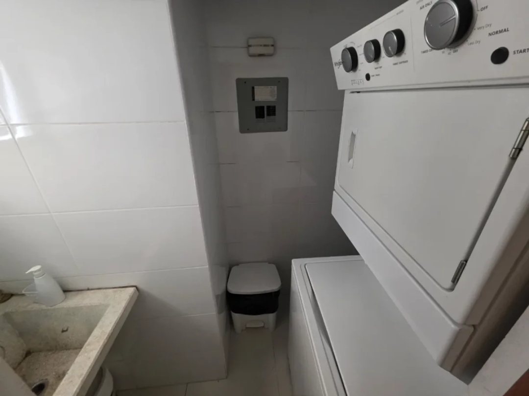 APARTAMENTO DE 1 HABITACIÓN EN NACO