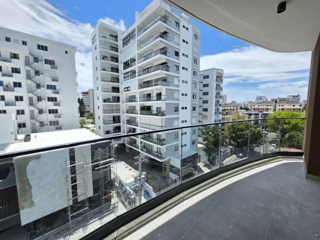 APARTAMENTO EN NACO DE 1 HABITACIÓN