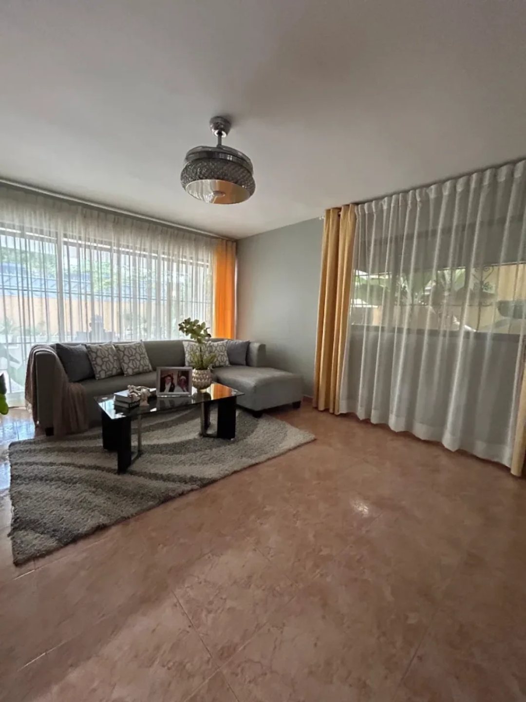 House for sale in Los Restauradores