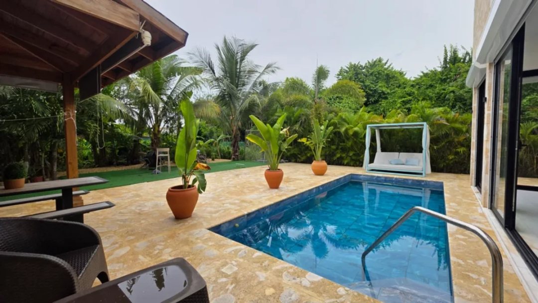 VILLA EN VENTA EN PLAYA NUEVA ROMANA