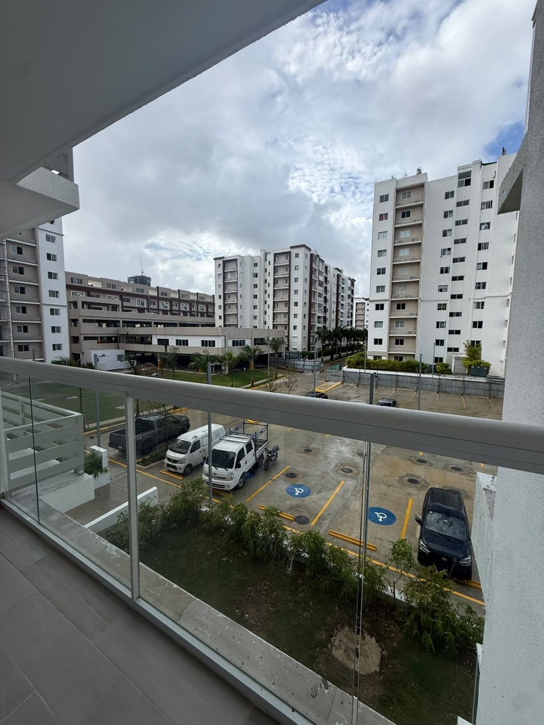 APARTAMENTO EN ALQUILER- JARDINES DEL MIRADOR