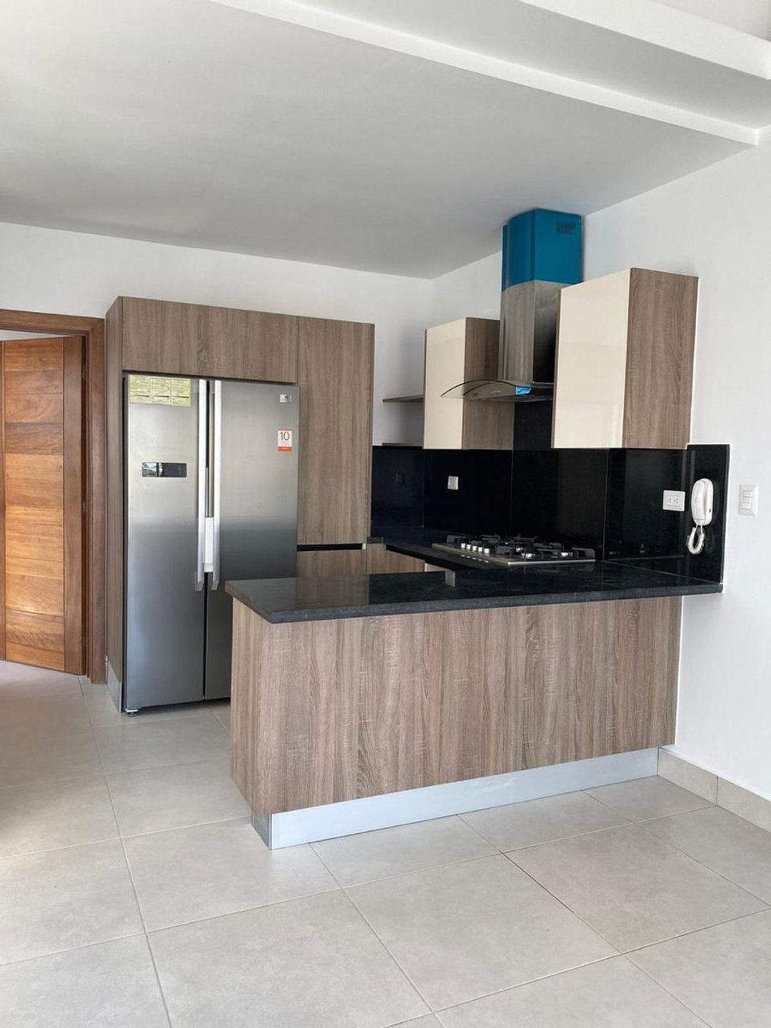 Apto 2H La Esperilla Piso 9 | Torre Moderna con Piscina