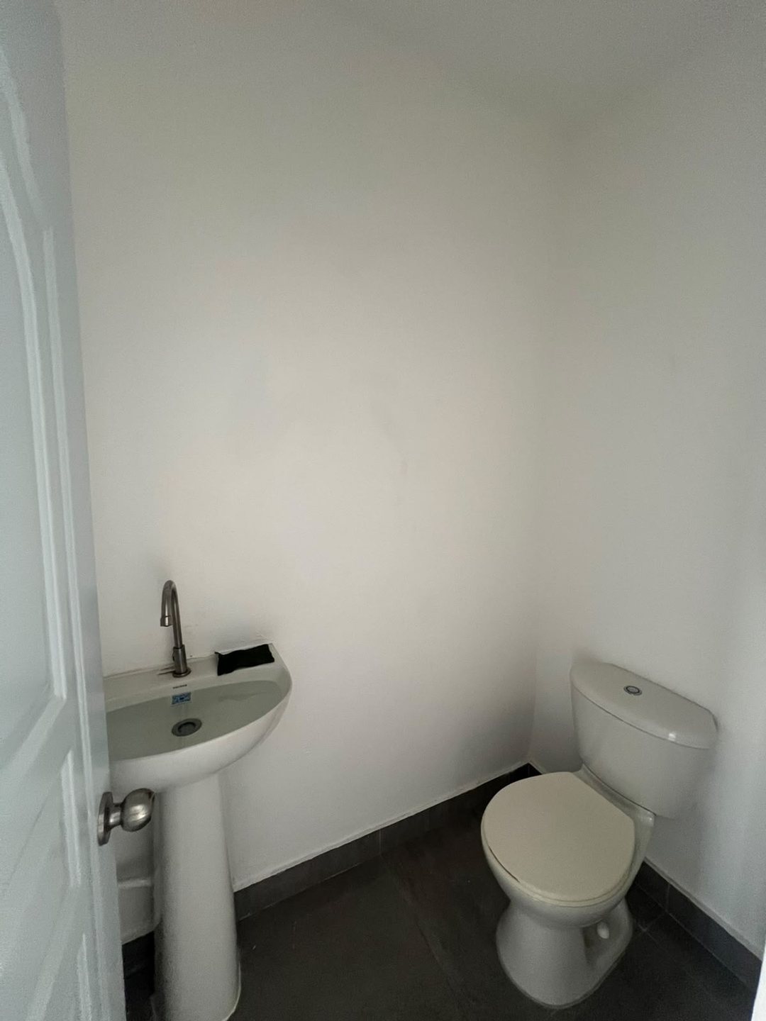 LOCAL COMERCIAL EN ALQUILER | VISTA HERMOSA