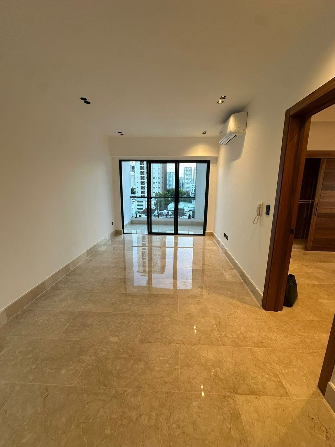 Excelente  Alquiler  Apartamento Premium con LB