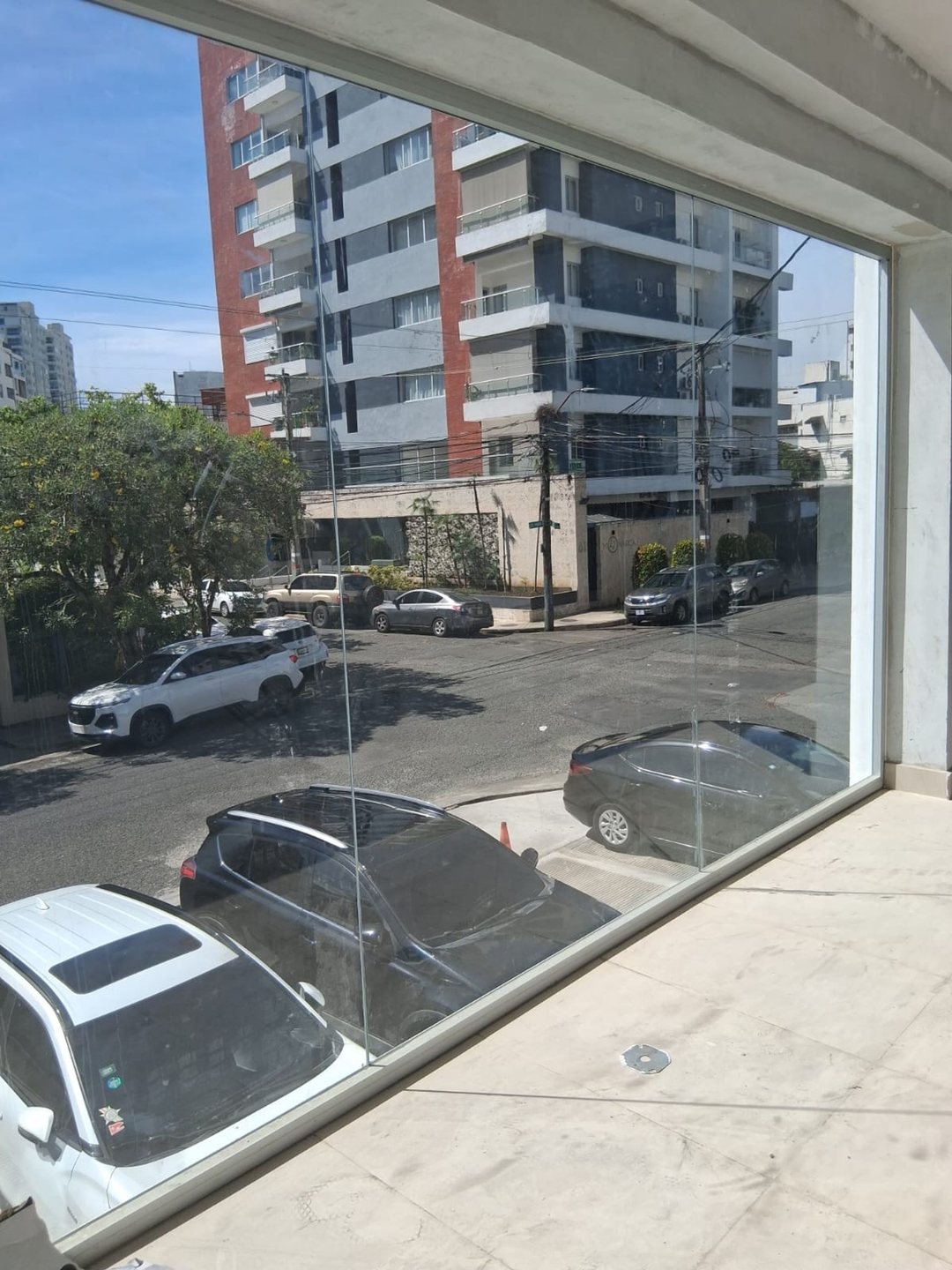 LOCAL COMERCIAL EN ALQUILER 110 METROS – EL VERGEL
