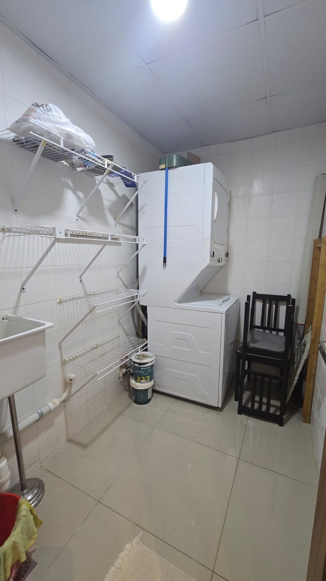 Se renta amplio apartamento en Julieta Morales